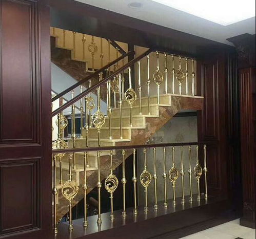 铝艺护栏与塑料扶手 现代家居定制中的完美组合